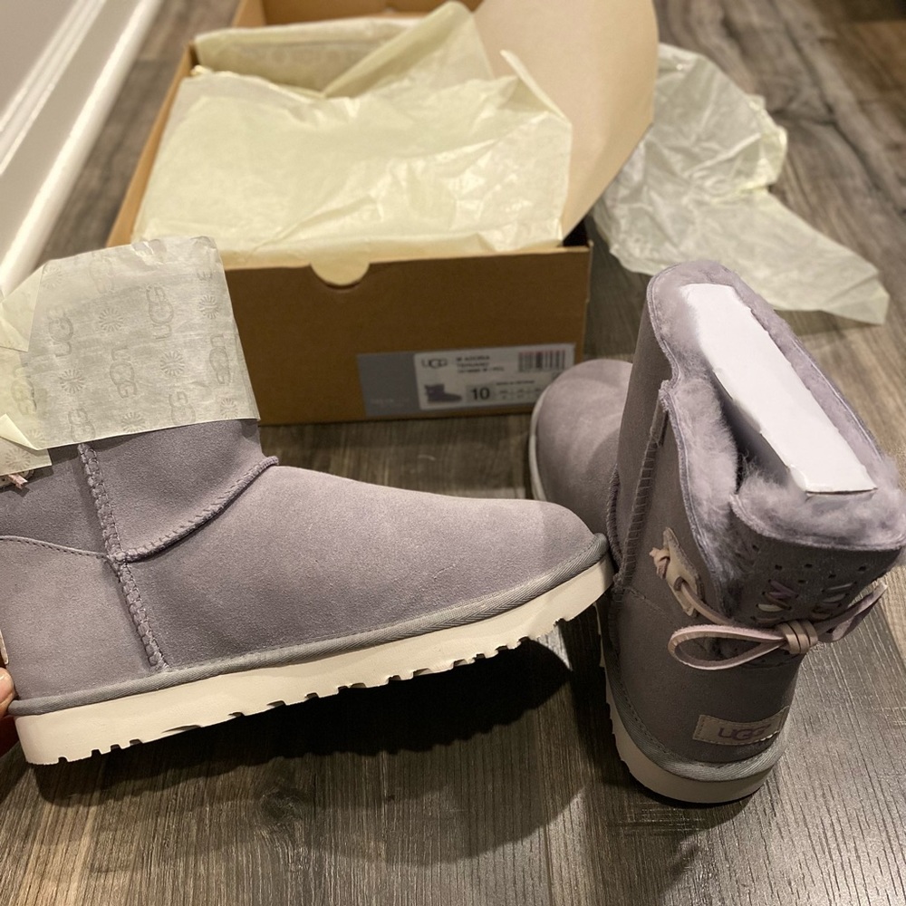 UGG Adoria Tehuano Boot size 10 *Brand New, Never Worn*